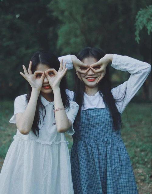 闺密生活照拍照姿势,解锁生活照中的甜蜜瞬间